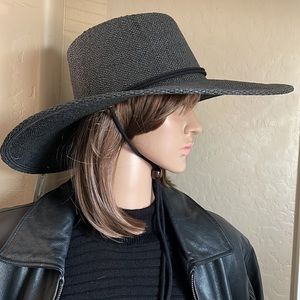 Super Fun Universal Thread Adjustable Hat - NWT